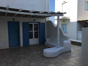 https://bstatic.com/images/hotel/max600/109/109535244.jpg