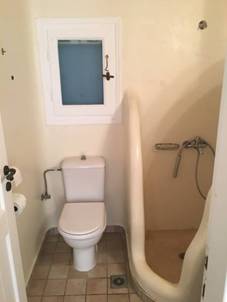https://bstatic.com/images/hotel/max600/109/109545086.jpg